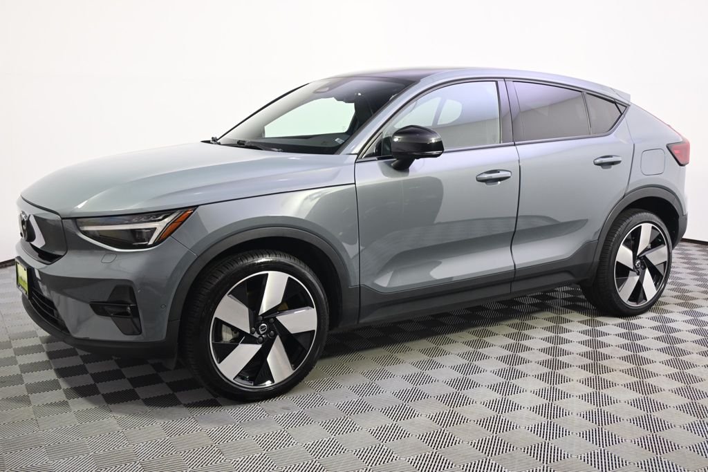 Used 2023 Volvo C40 Ultimate with VIN YV4ED3GM7P2026448 for sale in St. Louis Park, MN