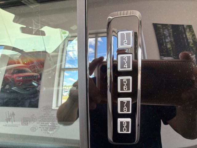 New 2026 Carbonized Gray Metallic Ford XLT image 8