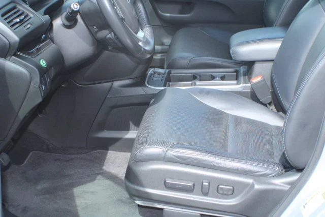 Used 2015 White Honda EX-L image 13