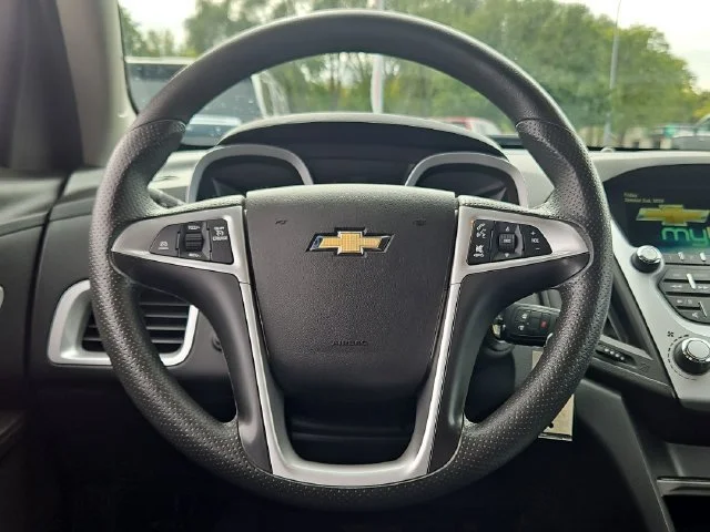 Used 2016 SILVER ICE METALLIC Chevrolet LT image 14