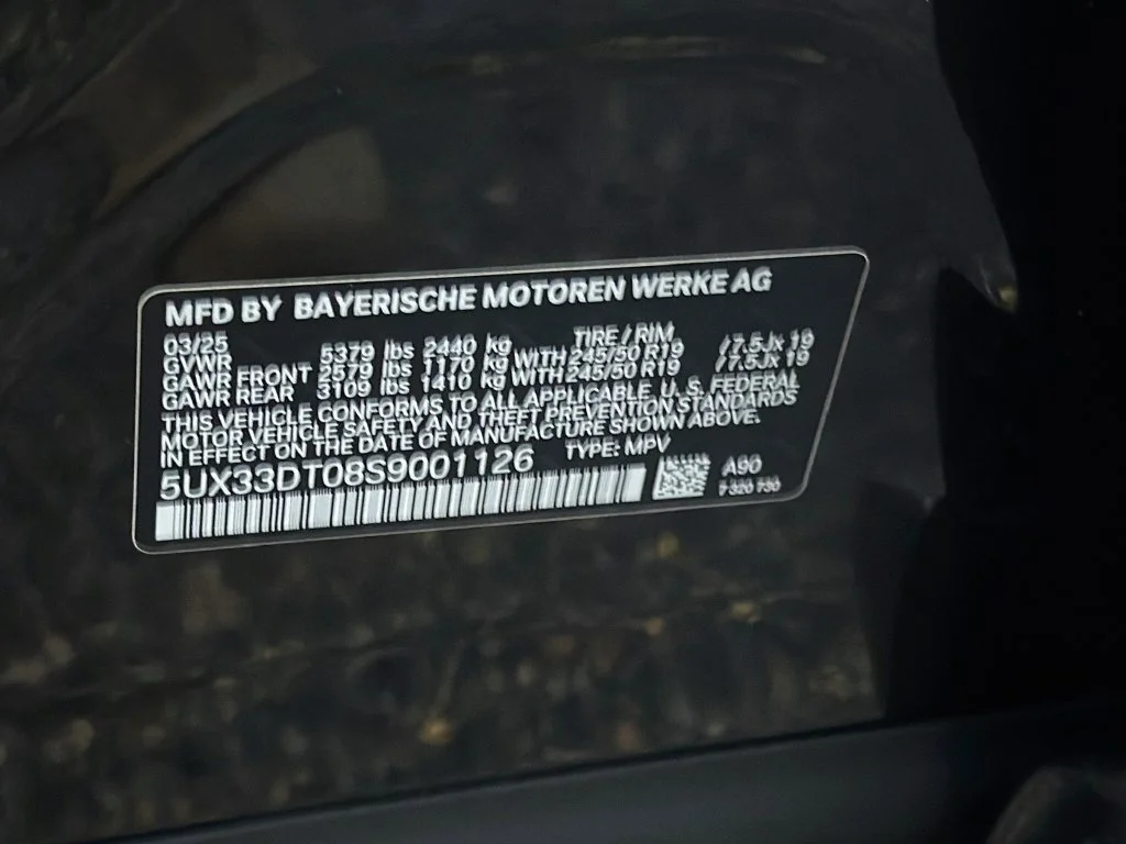 Used 2025 Gray BMW xDrive30i image 44