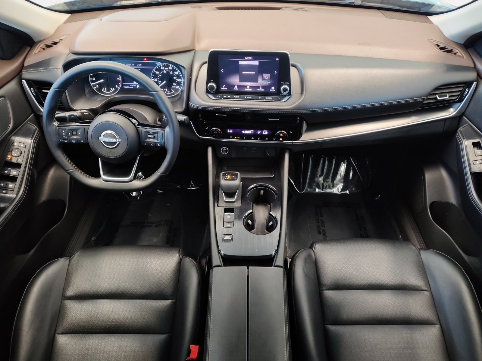 Used 2023 Super Black Nissan SV image 3