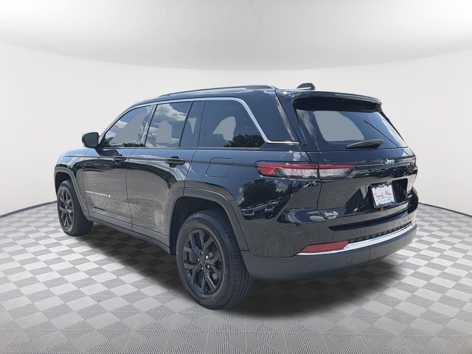 2023 Jeep Grand Cherokee Limited - Photo 3