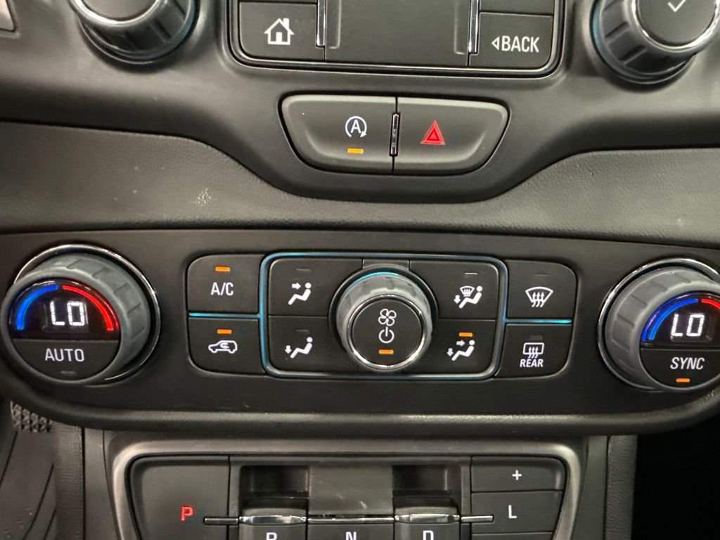 Used 2024 Red GMC AT4 image 31