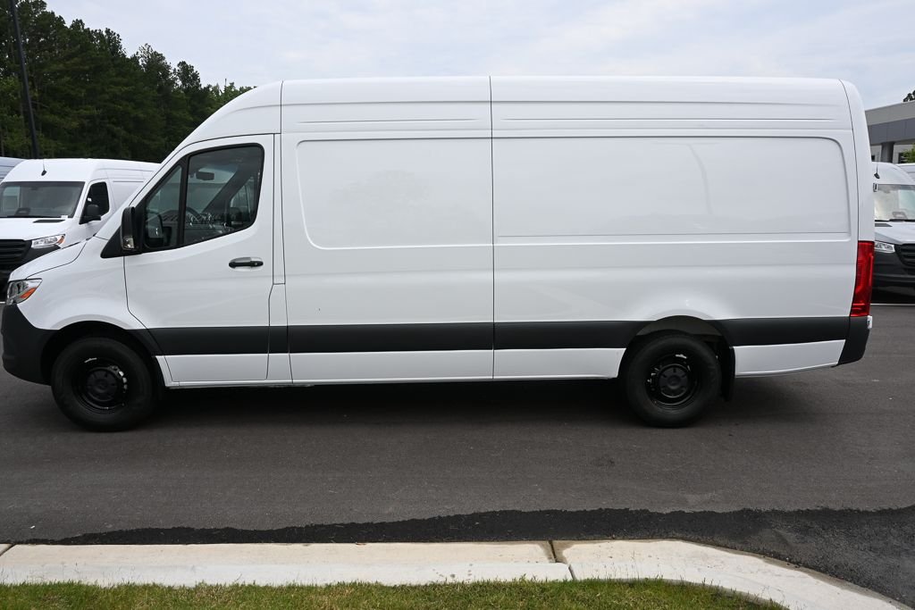 New 2026 Arctic White Mercedes-Benz  image 3