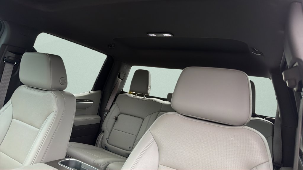 Used 2024 Blue Chevrolet LTZ image 18