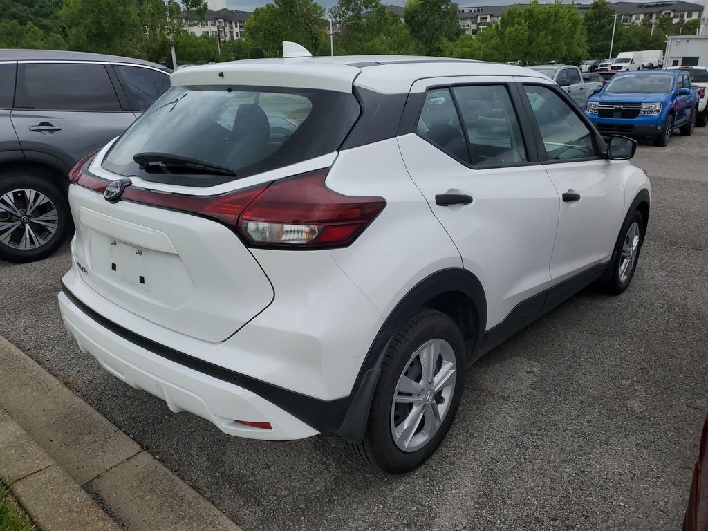 Certified Used 2024 White Nissan S image 4