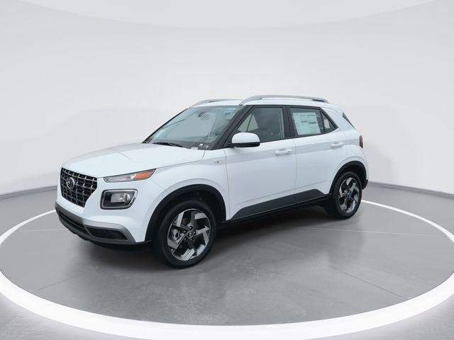 New 2026 White Hyundai SEL image 4