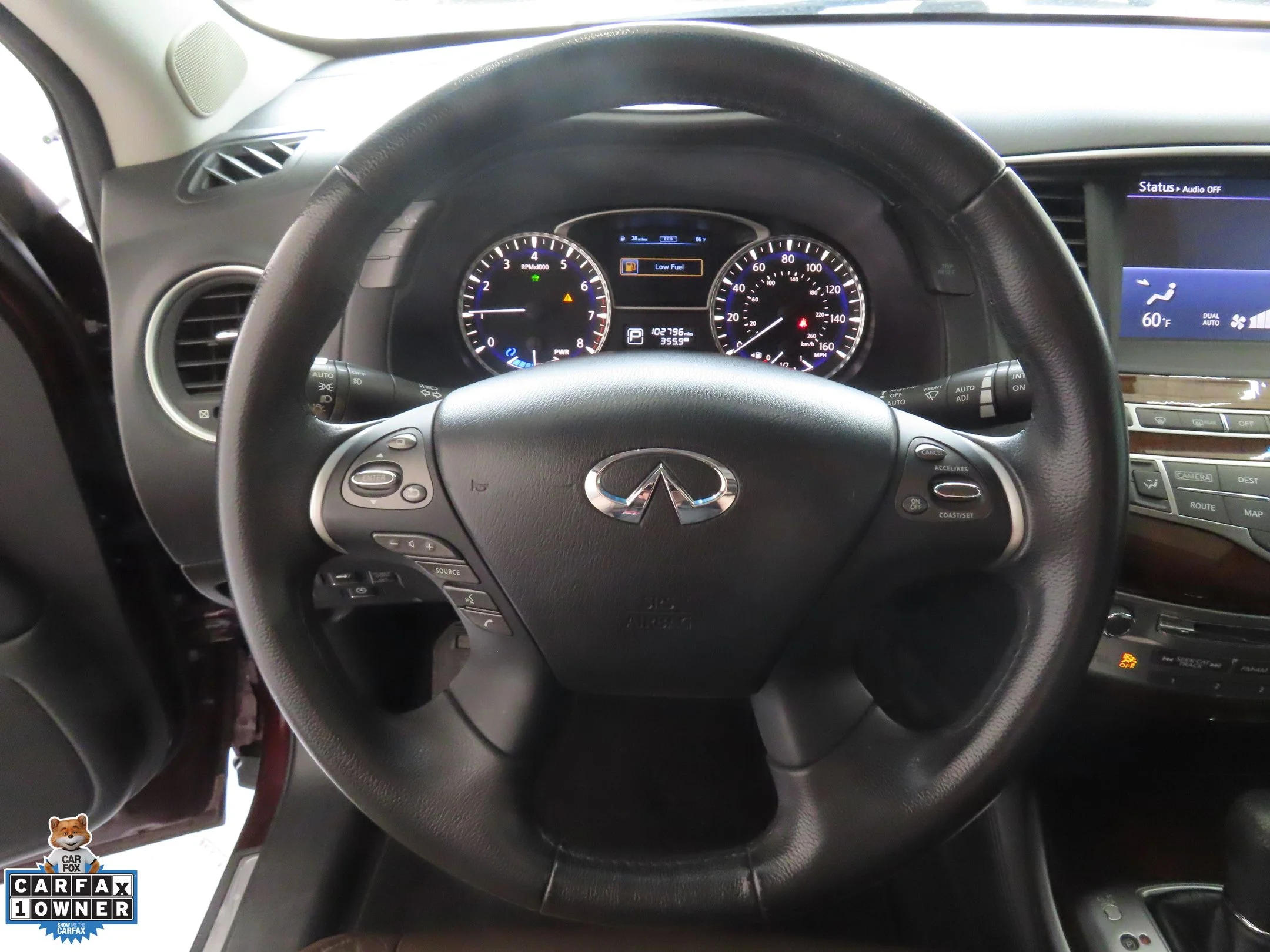 Used 2014 Black INFINITI Base image 15
