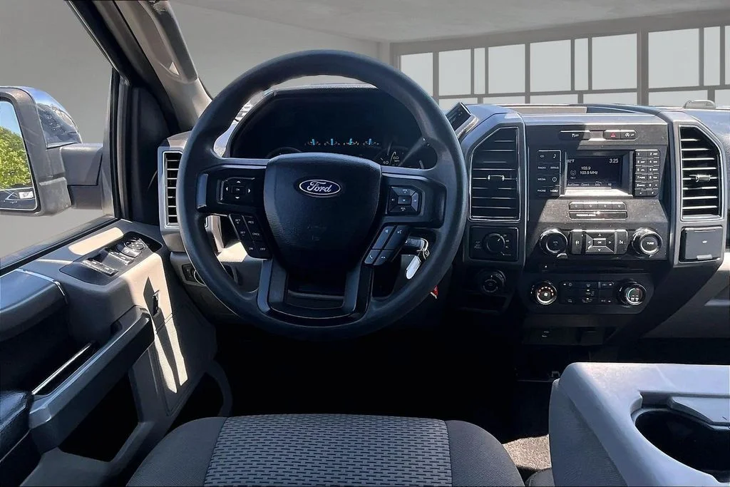 Used 2017 Black Ford XLT image 6