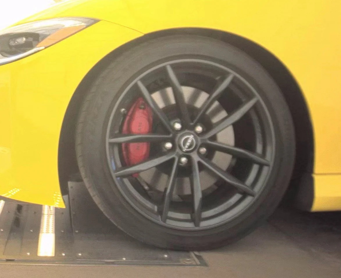 Used 2023 Ikazuchi Yellow Pearl Tricoat Super Black Nissan Performance image 33