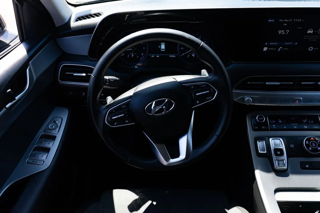 Used 2021 Black Hyundai SEL image 11