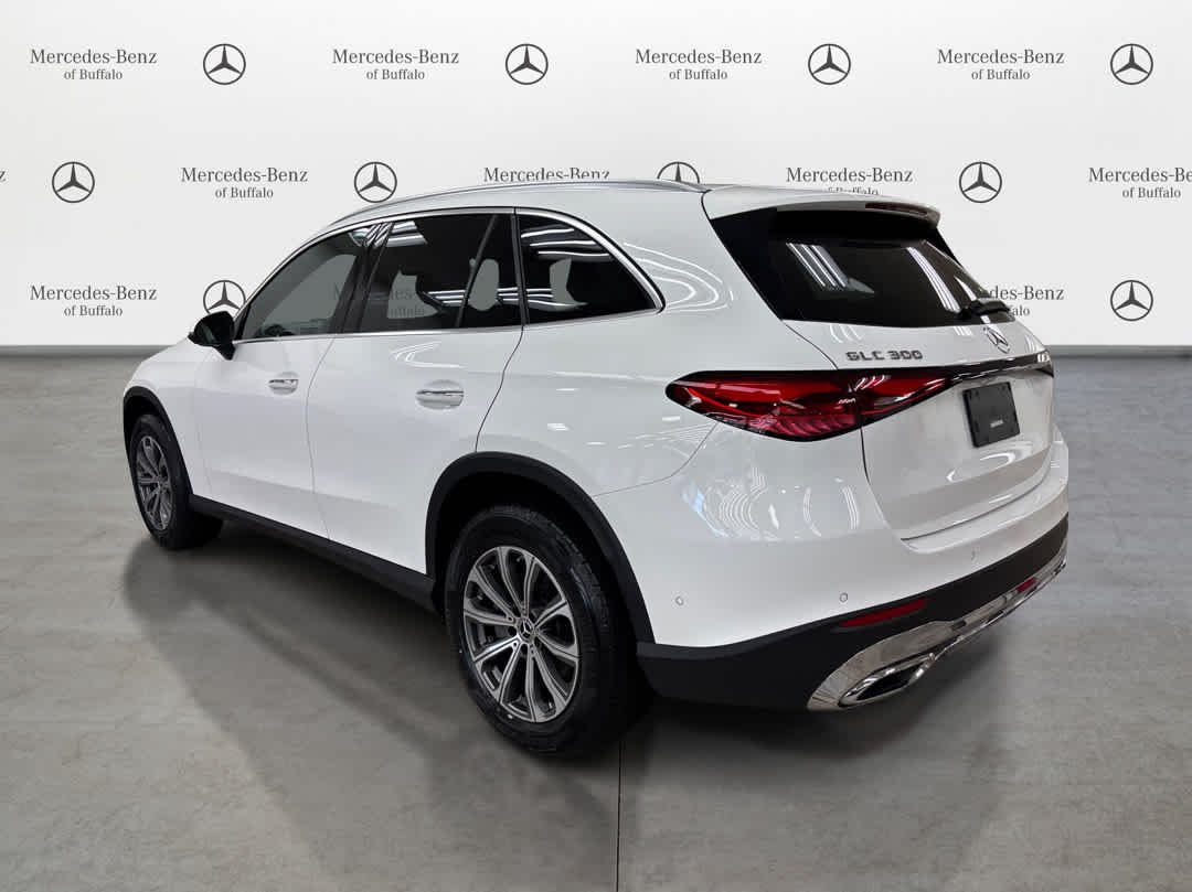 Used 2026 Polar White Mercedes-Benz GLC 300 image 7