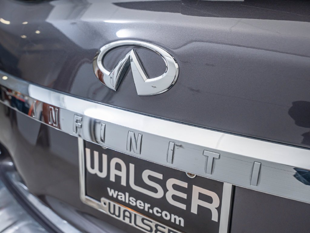 Used 2024 Anthracite Gray INFINITI LUXE image 18