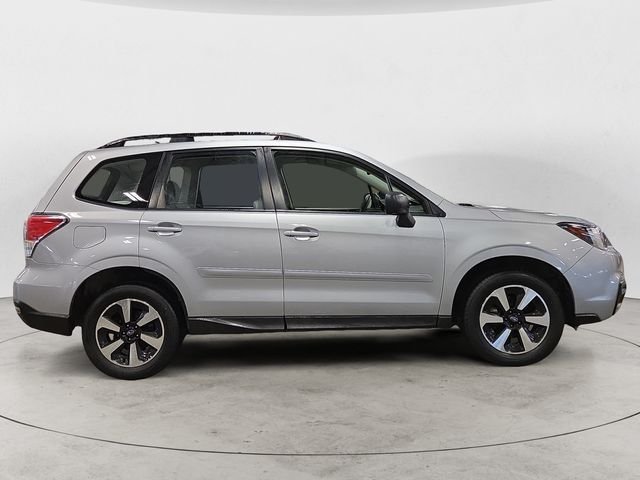 Used 2018 Silver Subaru 2.5i image 4