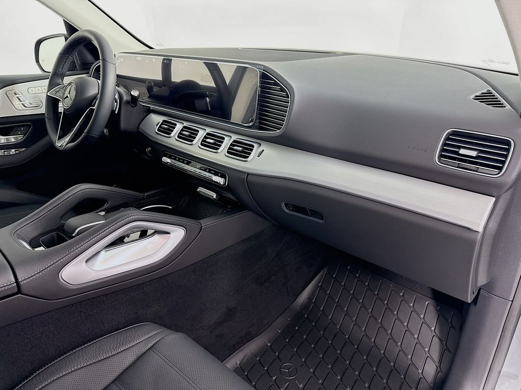 Used 2025 Gray Mercedes-Benz GLE 350 image 31