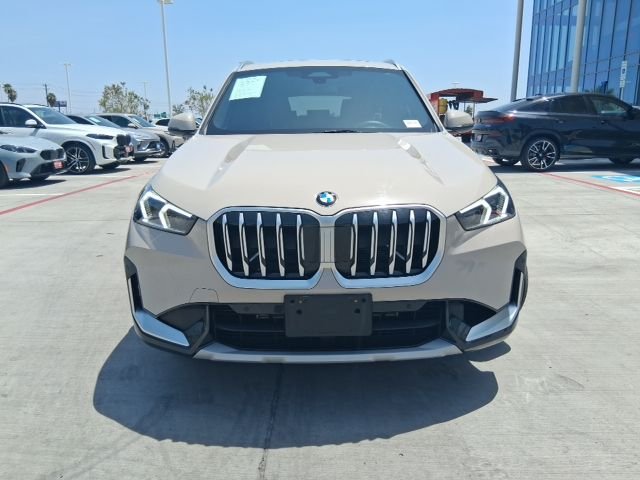 Used 2026 Beige BMW xDrive28i image 2
