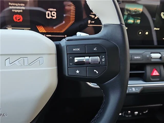 New 2026 Currant Red KIA GT-Line (IVT) image 19