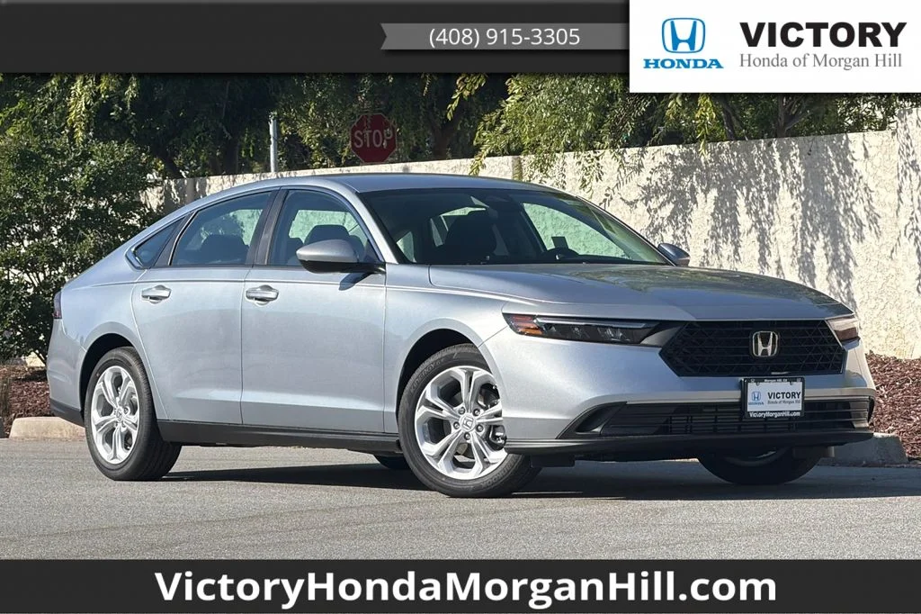 New 2026 Solar Silver Metallic Honda LX image 1