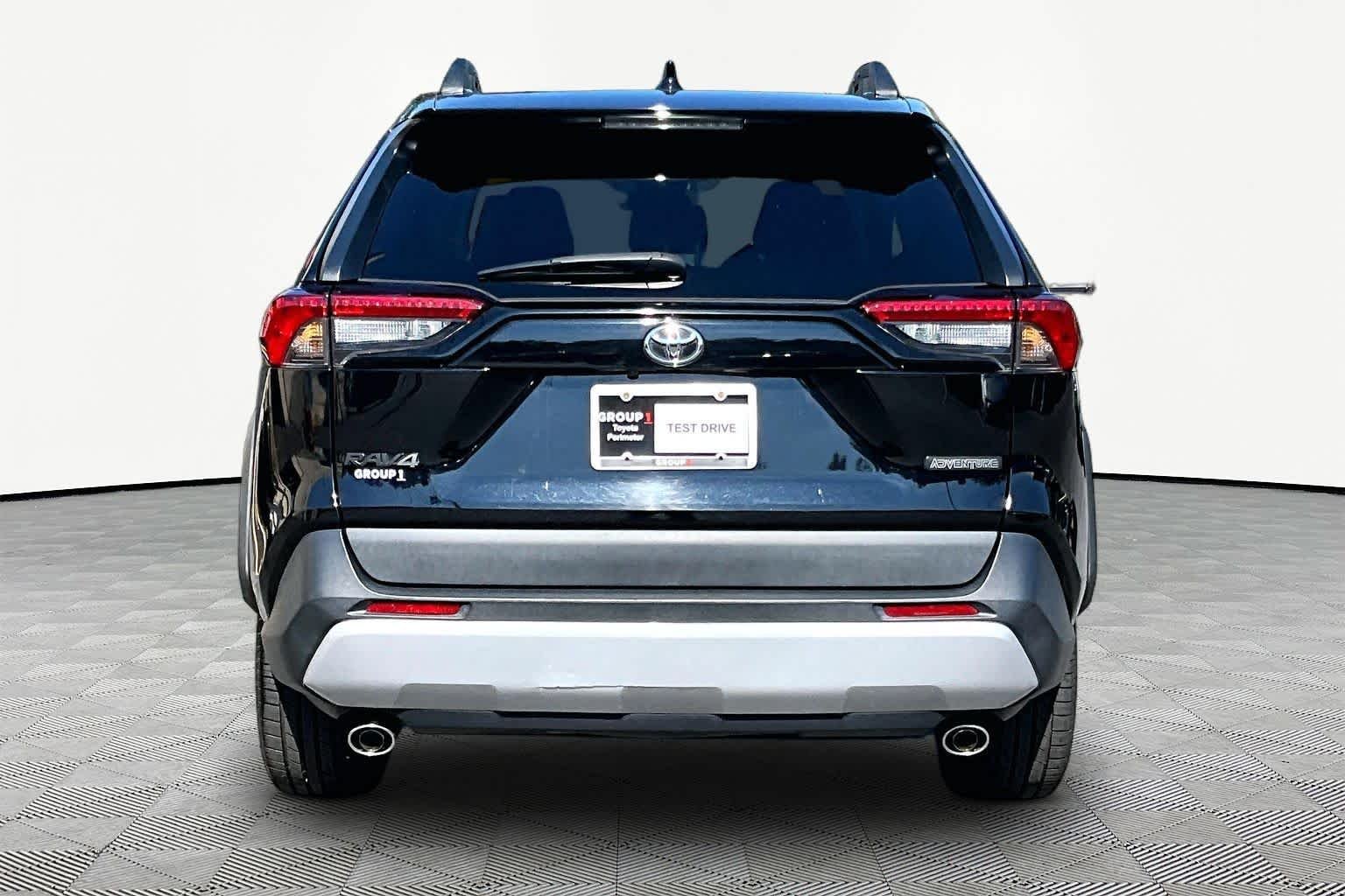 Used 2021 Midnight Black Metallic Toyota Adventure image 5
