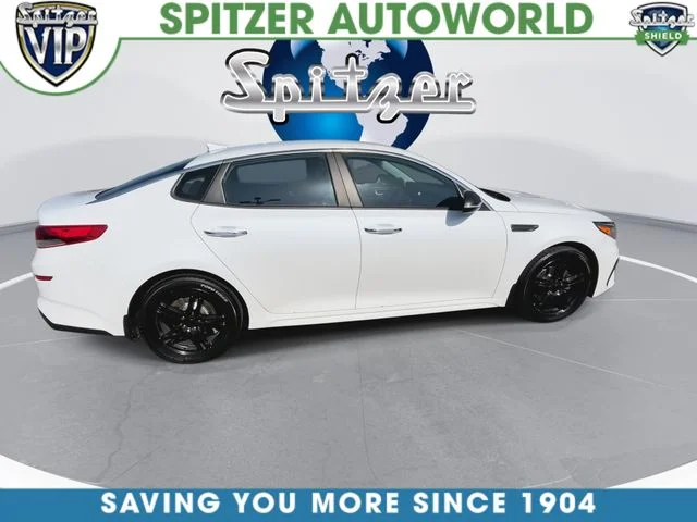 Used 2019 White Kia LX image 10