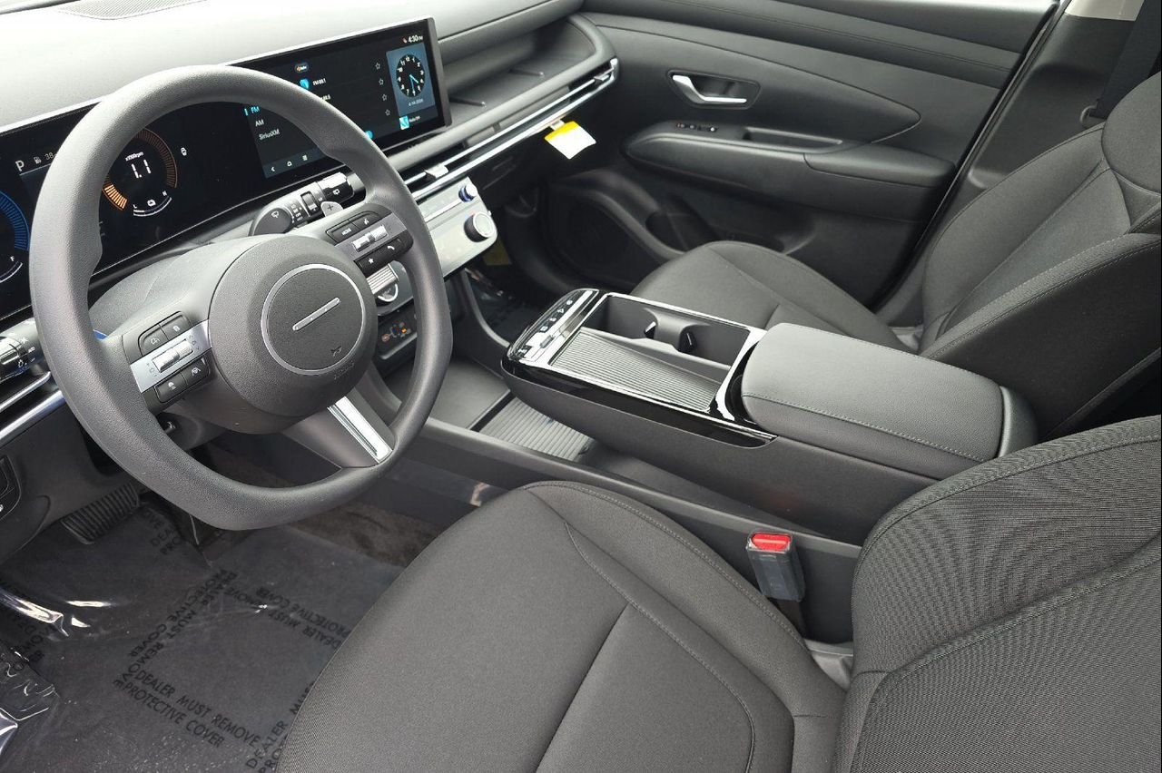 New 2026 White Hyundai SEL image 9
