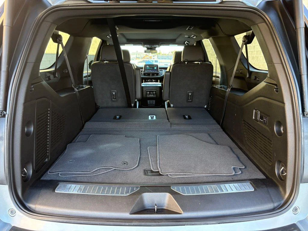 Used 2023 Dark Ash Metallic Chevrolet Z71 image 10