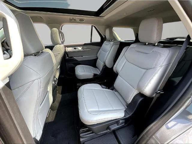 New 2026 Carbonized Gray Metallic Ford Active image 62