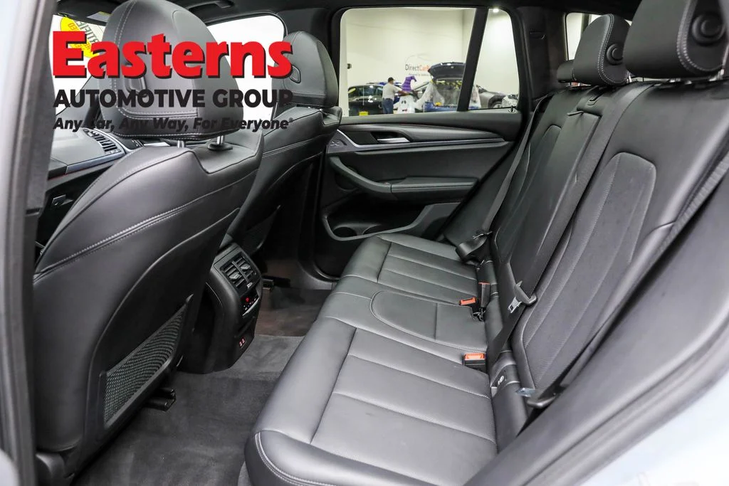 Used 2022 Gray BMW sDrive30i image 22