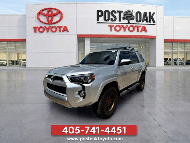 2018 Toyota 4Runner Off-Road 4x4 V6's photo