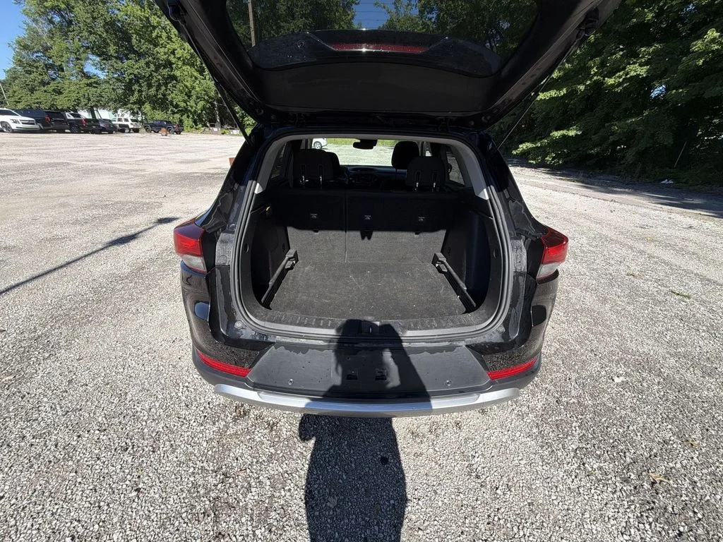 Used 2021 Black Chevrolet LT image 24