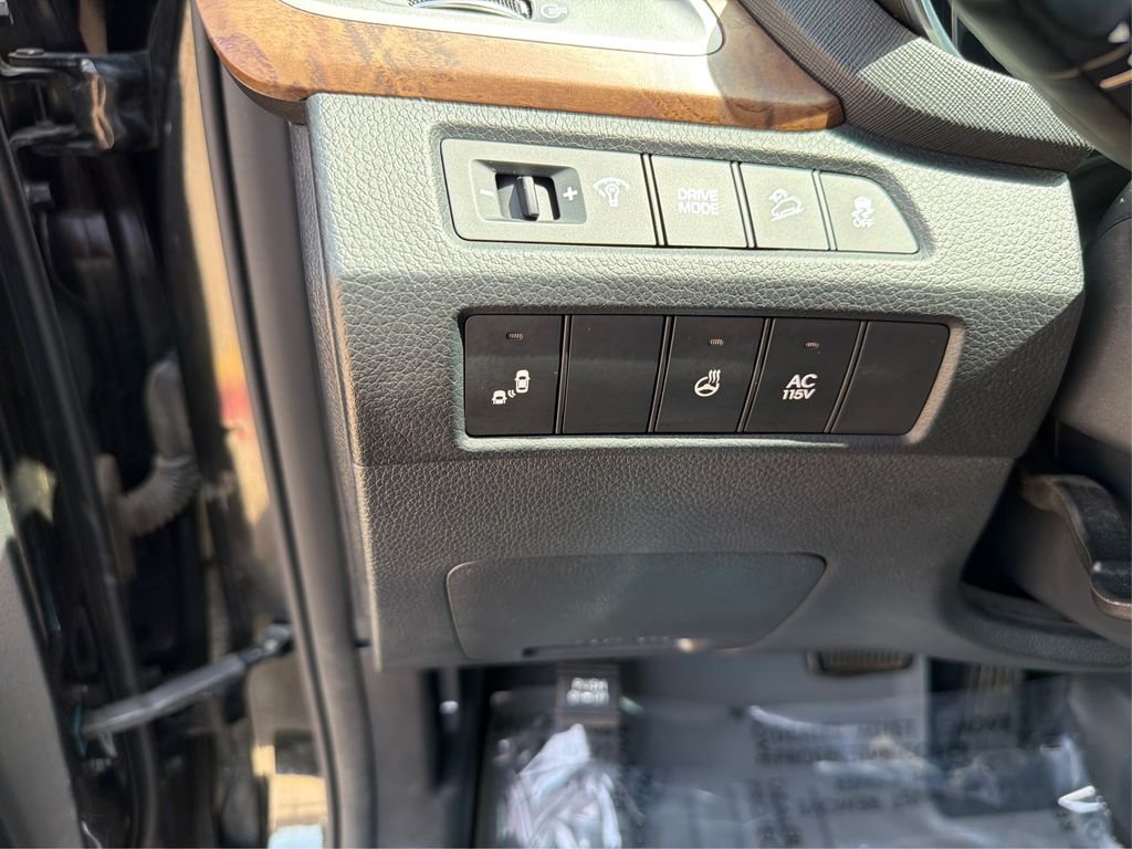 Used 2019 Becketts Black Hyundai Limited Ultimate image 19
