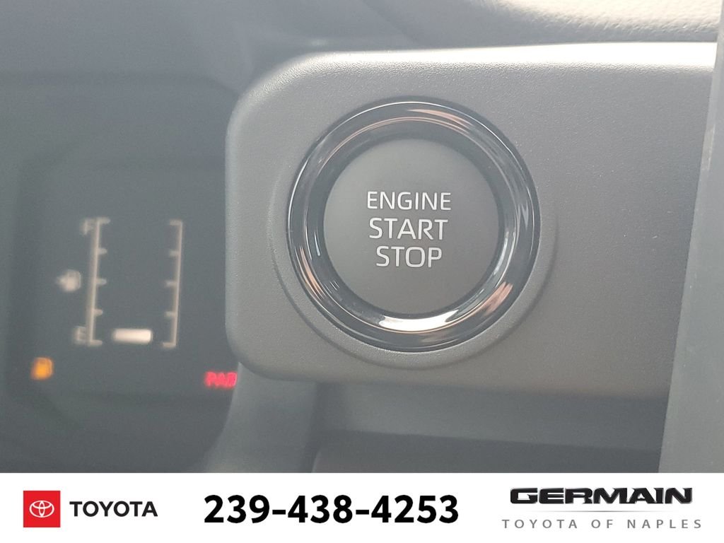 2025 Toyota Tacoma SR5 - Photo 23