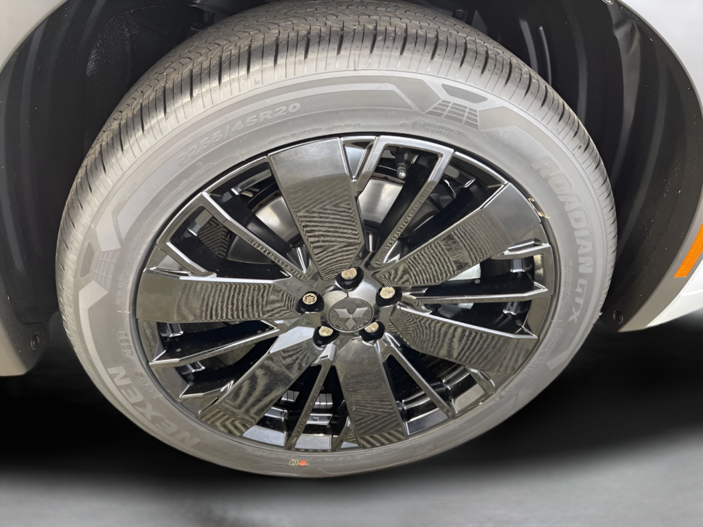 New 2026  Mitsubishi Black Edition image 43