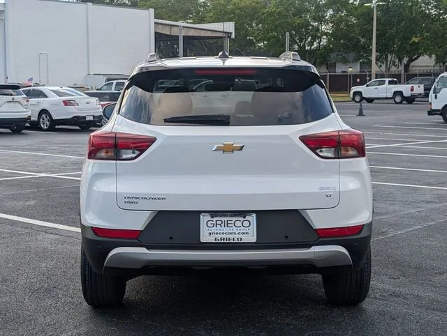 New 2026 Summit White Chevrolet LT image 4