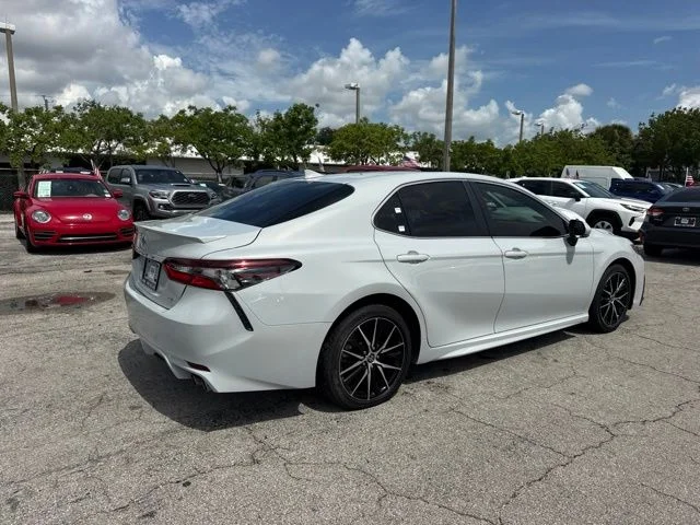 Used 2024 White Toyota SE image 3