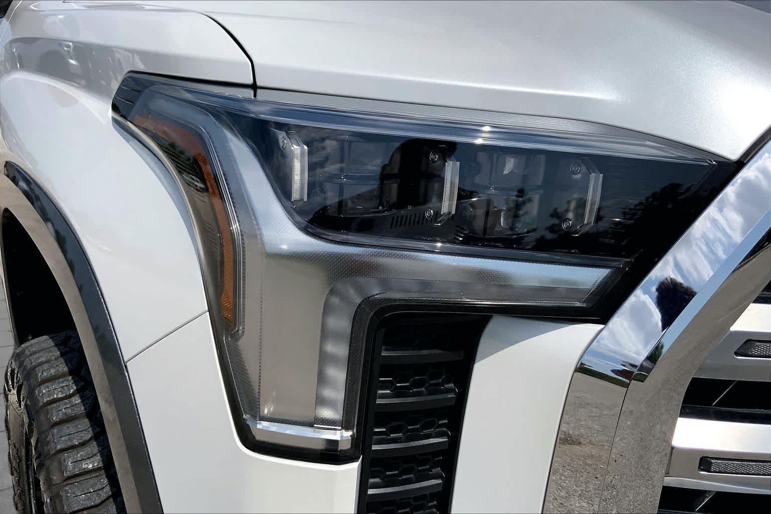 Used 2026 Wind Chill Pearl Toyota 1794 Edition Hybrid image 27