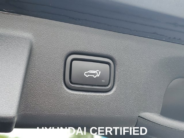Used 2023  Hyundai SEL image 29