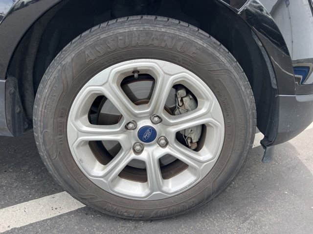 Used 2018 Black Ford SE image 5