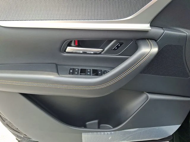 New 2026 Black Mazda 3.3 Turbo Premium image 10