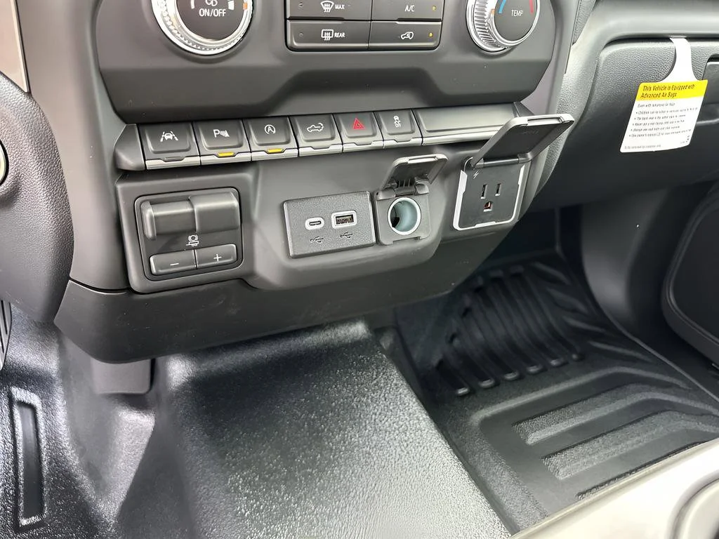 2025 GMC Sierra 1500 Pro - Photo 24