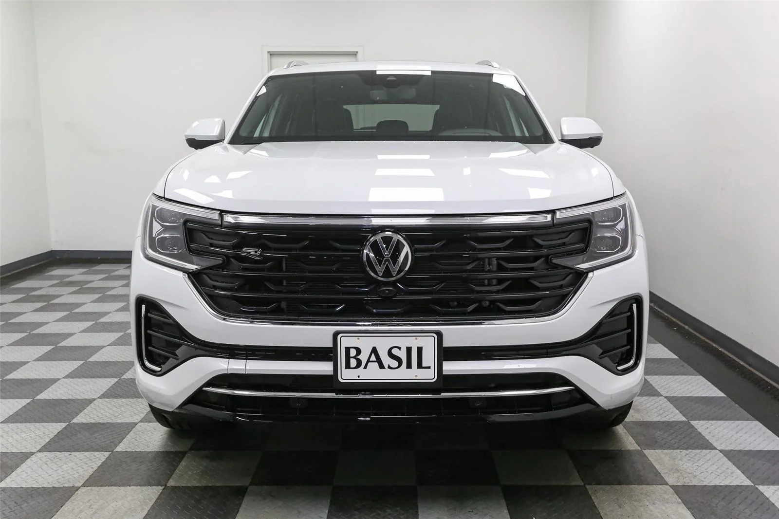 New 2026 Opal White Pearl Volkswagen 2.0T SEL Premium R-Line image 3