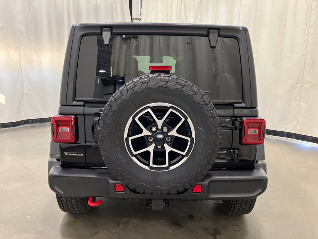 Used 2024 Black Clearcoat Jeep Rubicon image 25