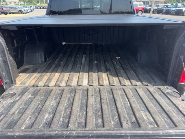 Used 2020 Black Chevrolet LTZ image 17