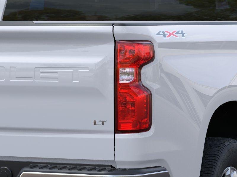 Used 2026 Summit White Chevrolet LT image 11