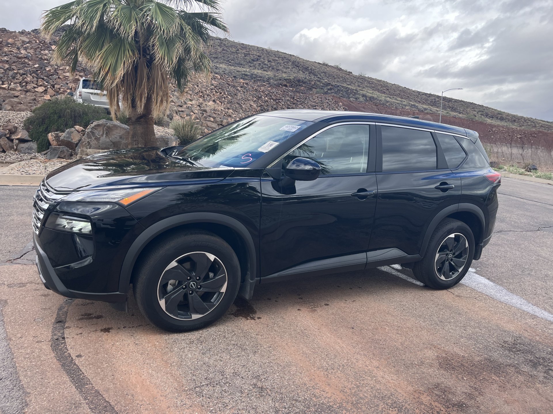 2026 Nissan Rogue SV - Photo 6