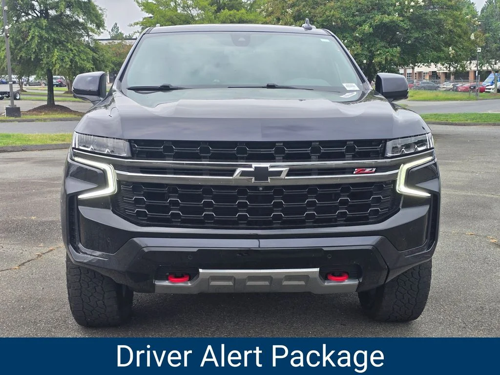 Used 2022 Gray Chevrolet Z71 image 6