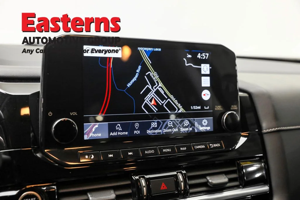 Used 2022 Black Nissan SL image 19