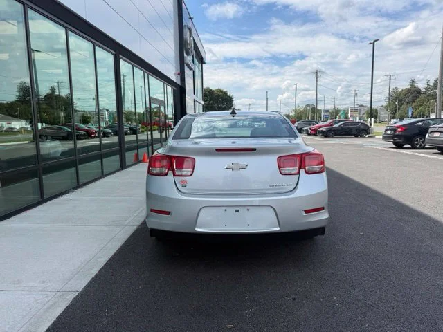 Used 2014 Silver Chevrolet LS image 4