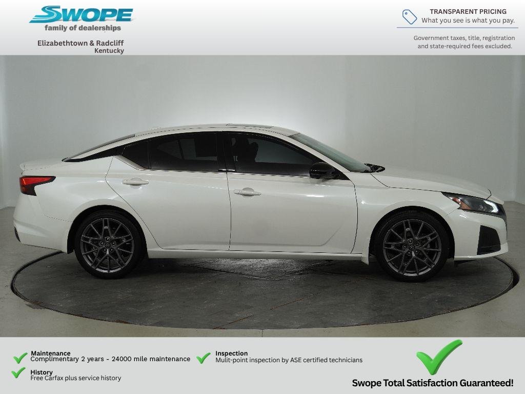 Used 2024 Pearl White Tricoat Nissan 2.0 SR image 3